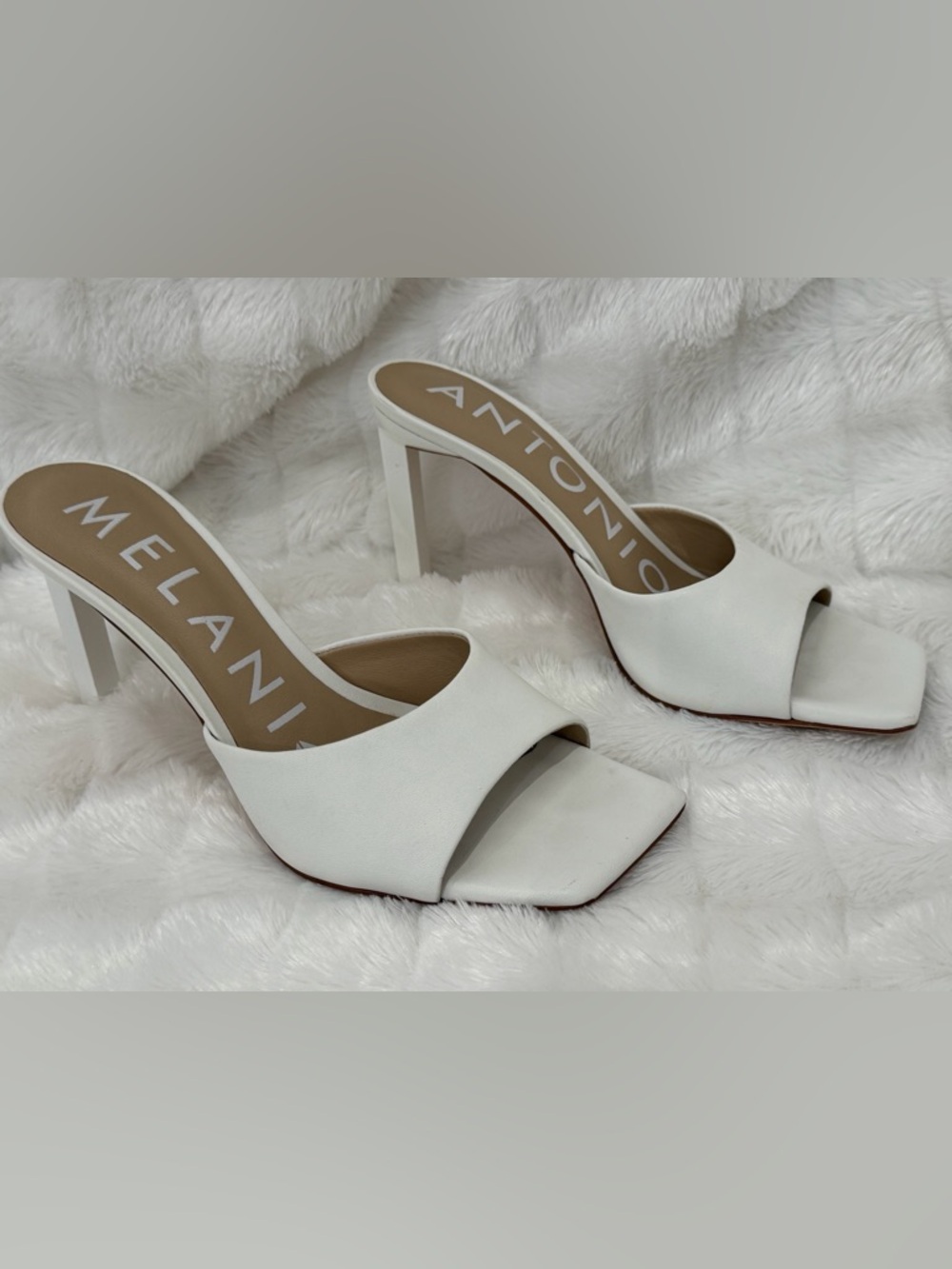 Melanie Antonio White Mule Heels Size 6 Square Toe Slip On Minimalist Chic